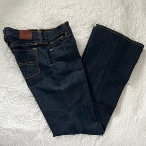 LUCKY BRAND Charlie Flare Jeans Size 8/29 NWOT